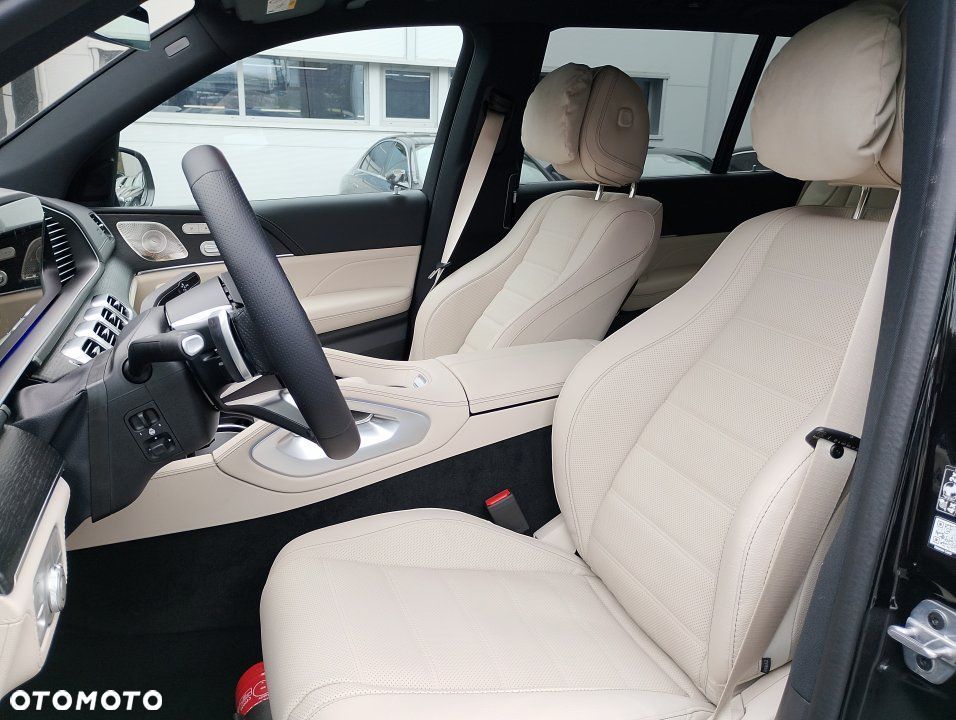 Mercedes-Benz GLS - 7