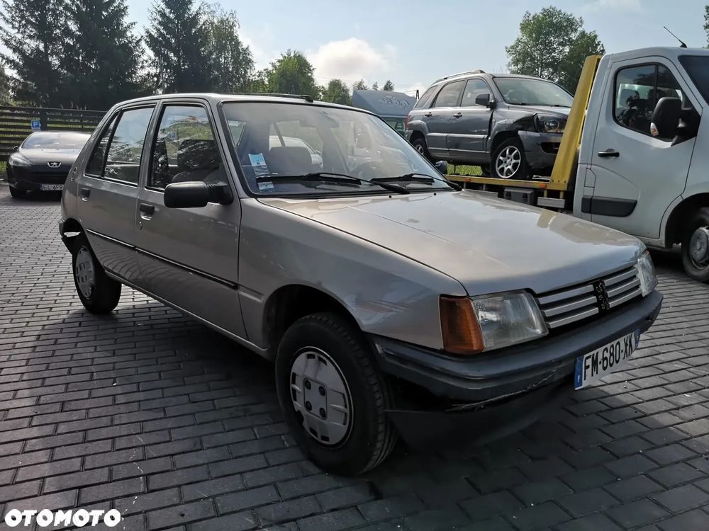 Peugeot 205 1.1 GL - 2