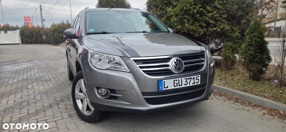 Volkswagen Tiguan 2.0 TDI DPF BlueMotion Technology Exclusive - 22