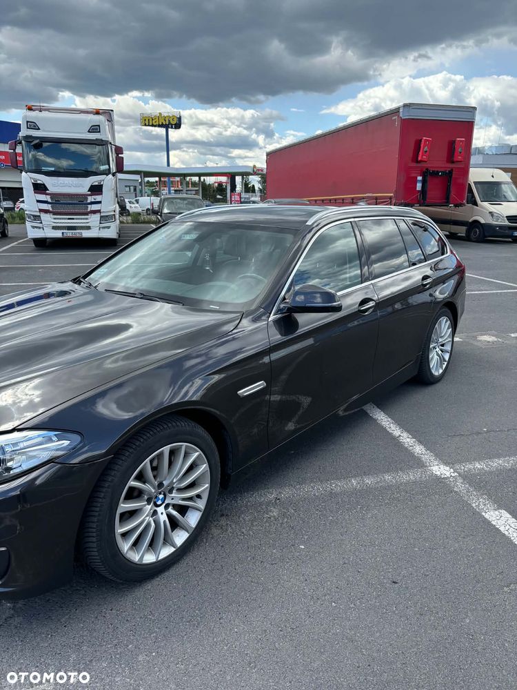 BMW Seria 5 525d - 9