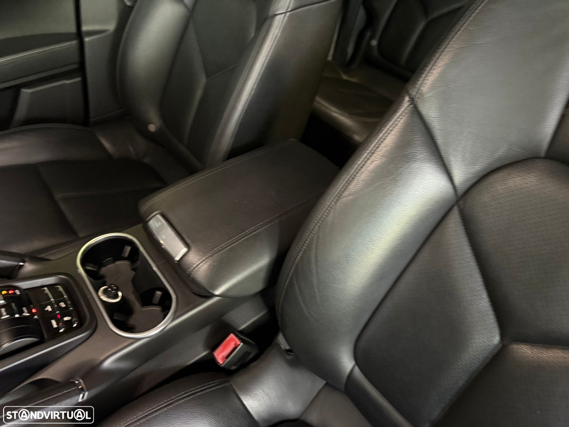 Porsche Cayenne S Hybrid - 34