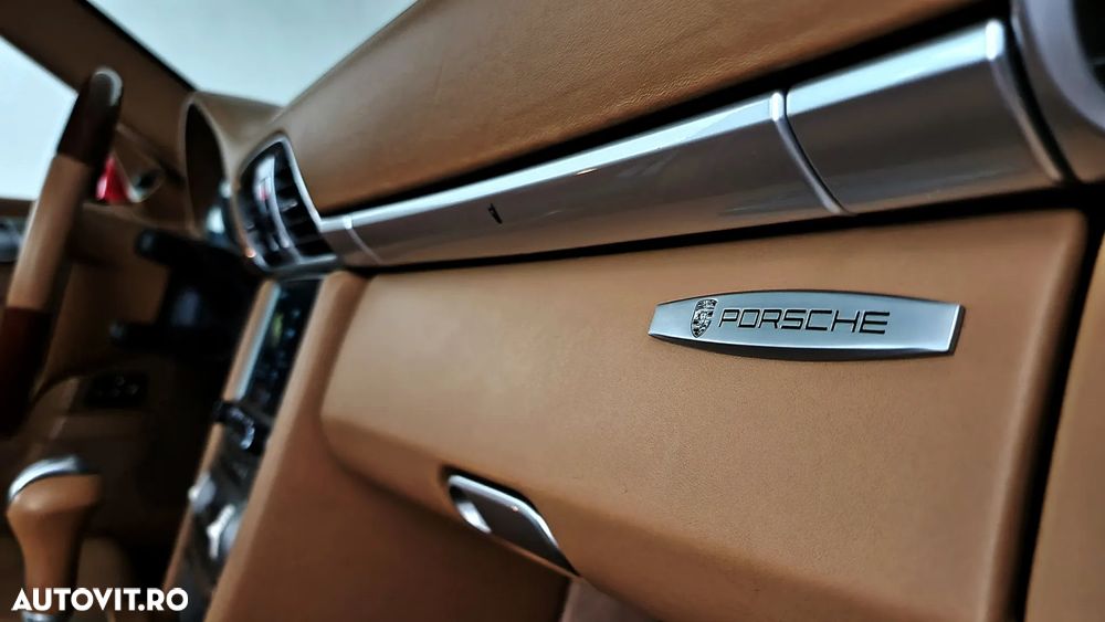 Porsche 911 Carrera S Tiptronic - 24