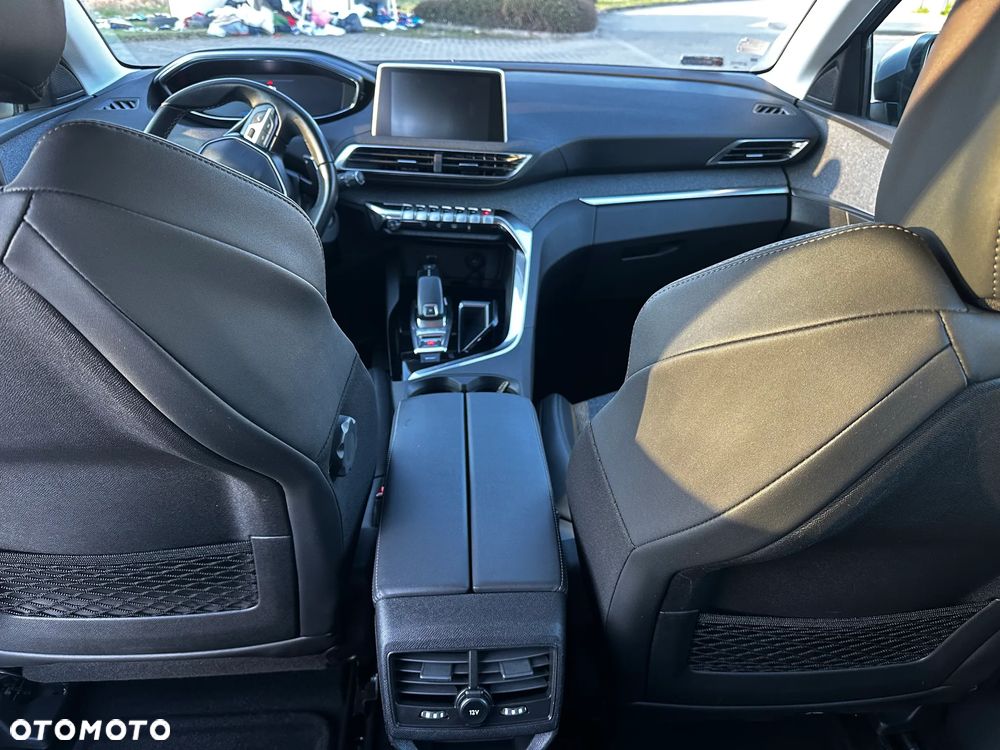 Peugeot 3008 1.5 BlueHDi Allure S&S EAT8 - 20