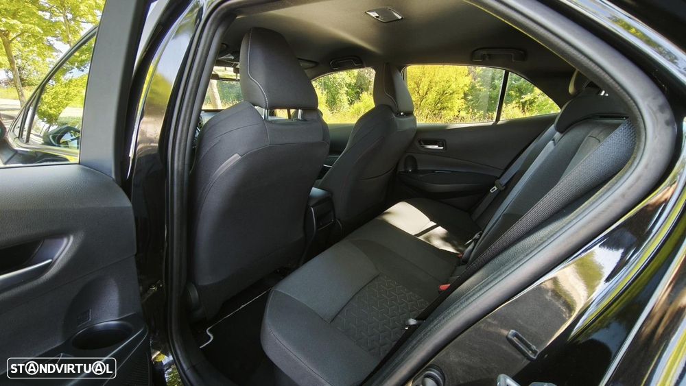 Toyota Corolla 1.8 Hybrid Comfort+P.Sport - 30