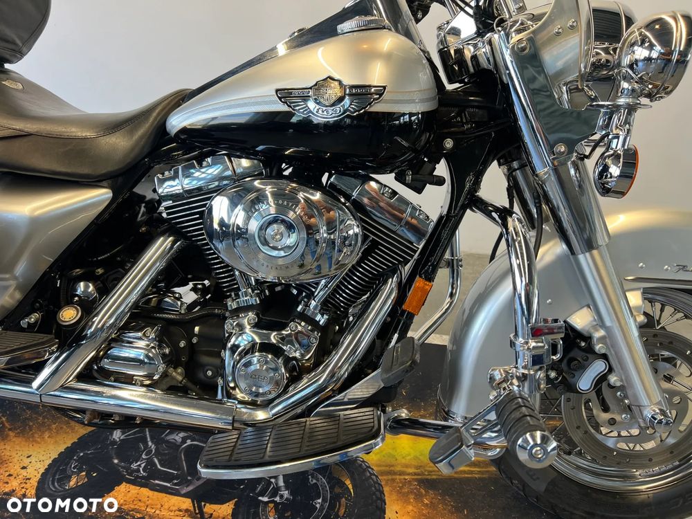 Harley-Davidson Touring Road King - 27