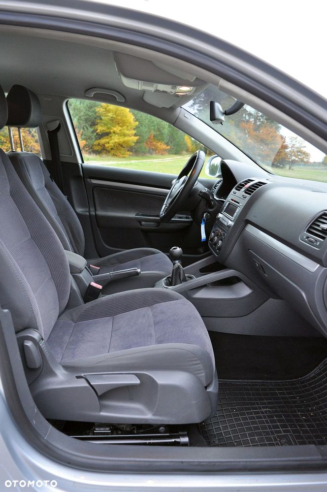 Volkswagen Golf 1.6 Tour Edition - 20