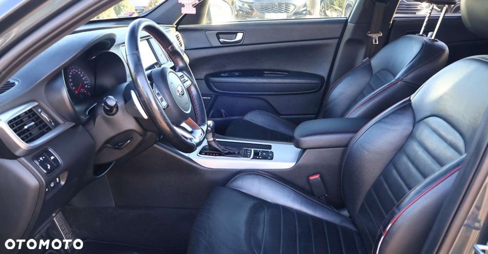 Kia Optima - 13
