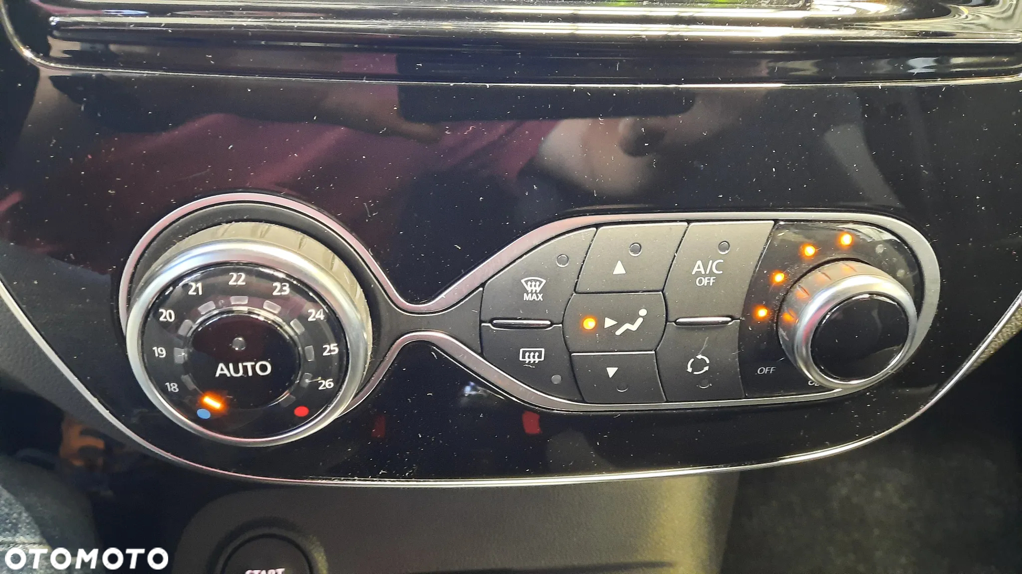 Renault Captur 0.9 Energy TCe Intens EU6 - 17