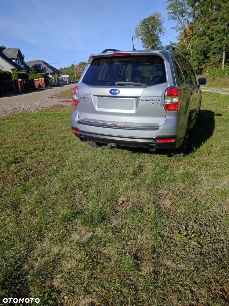 Subaru Forester 2.0XT Platinum Lineartronic - 10