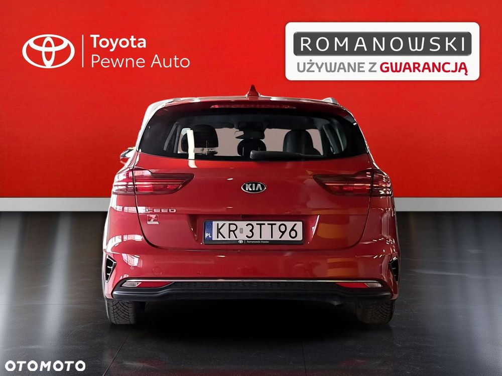 Kia Ceed - 9