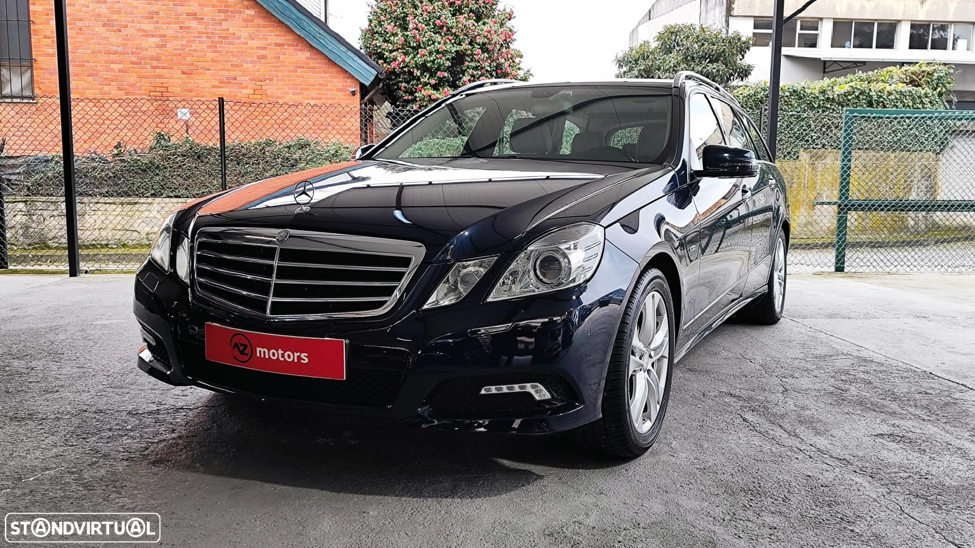 Mercedes-Benz E 220 CDi Avantgarde - 5