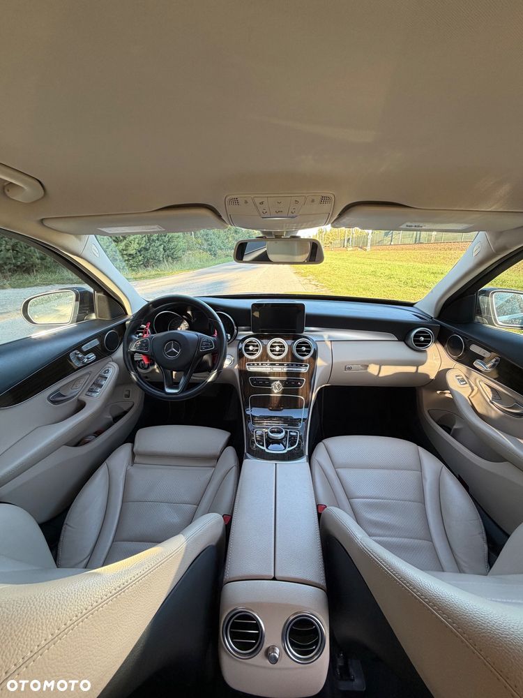 Mercedes-Benz Klasa C 300 7G-TRONIC - 6