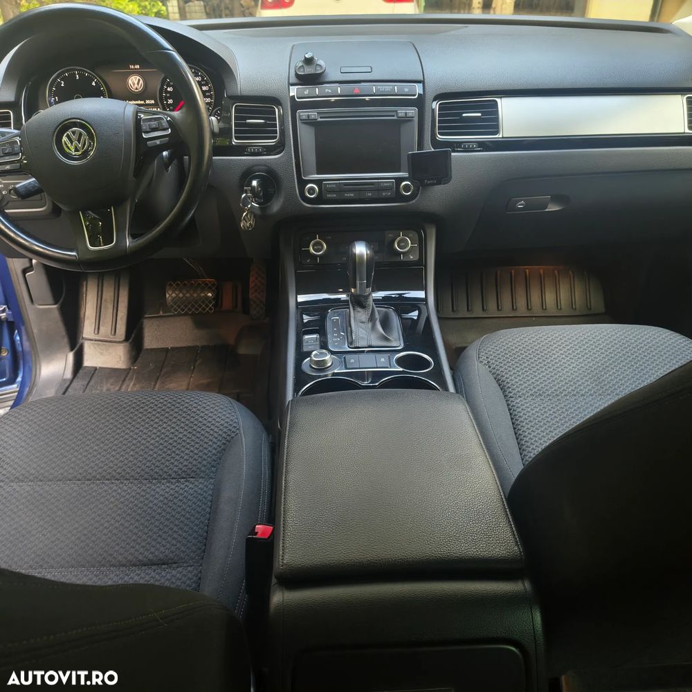 Volkswagen Touareg 3.0 V6 TDI BMT - 8