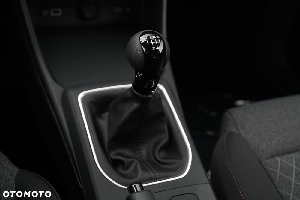 MG MG3 1.5 Excite - 21