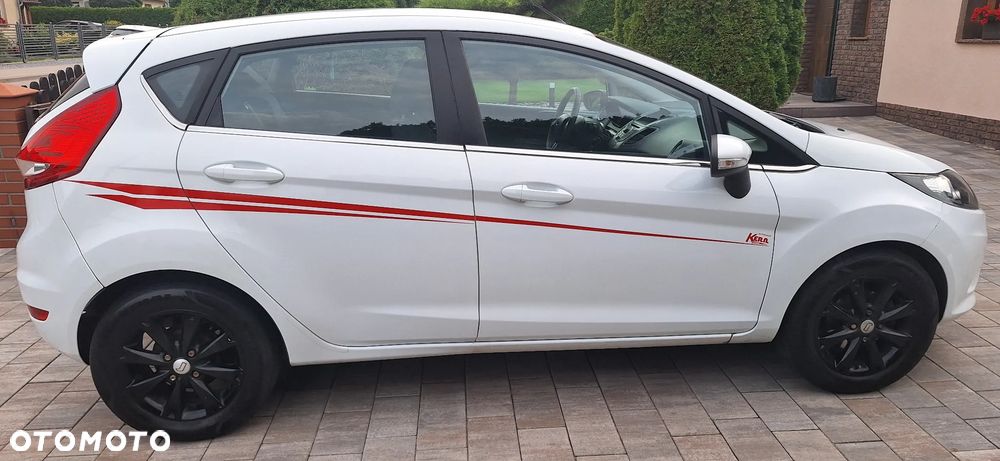 Ford Fiesta - 2