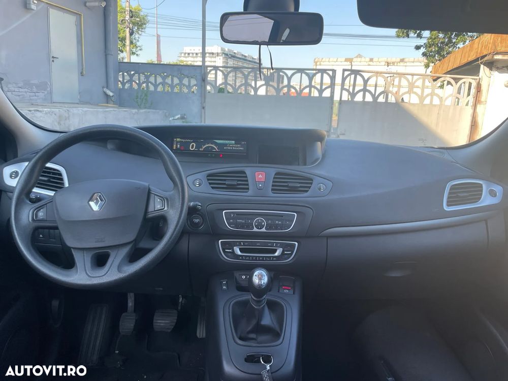 Renault Scenic dCi 110 Expression - 4