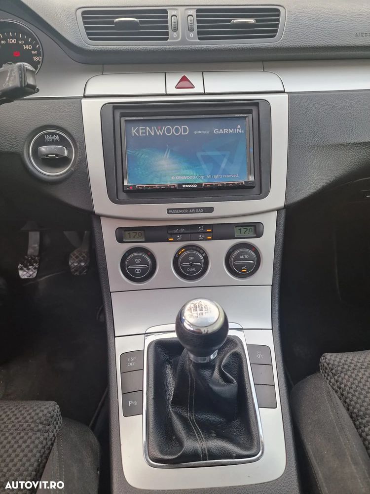 Volkswagen Passat - 6