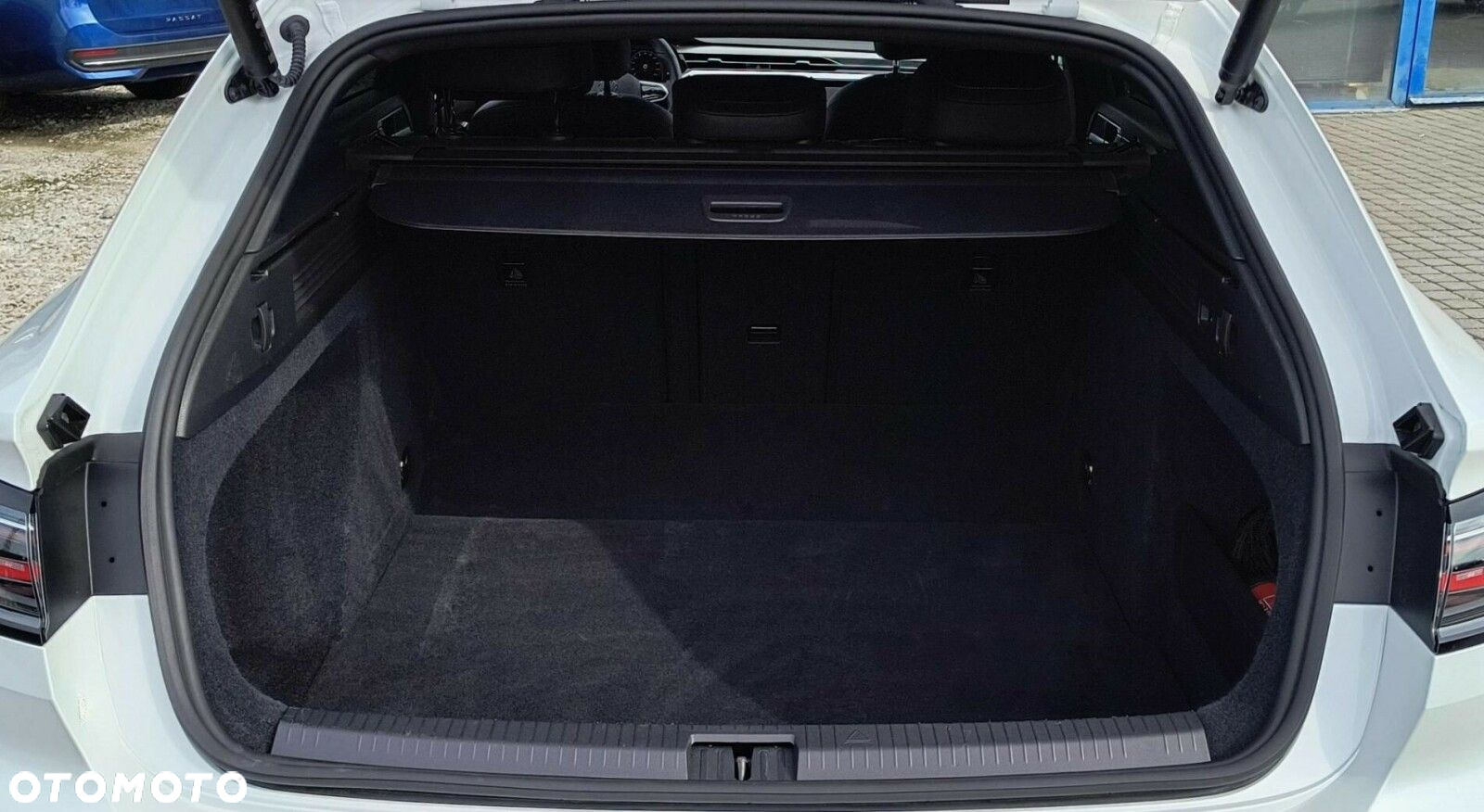 Volkswagen Arteon 2.0 TSI R-Line DSG - 25
