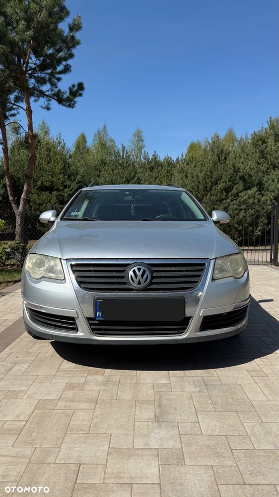 Volkswagen Passat 2.0 TDI DPF Comfortline - 2