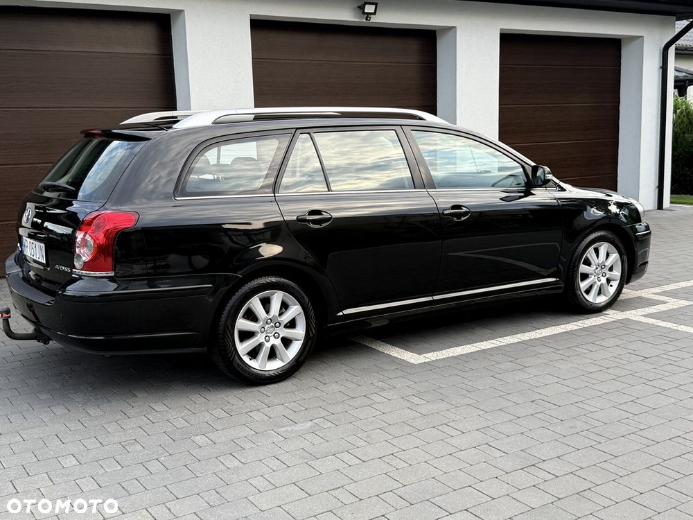 Toyota Avensis 1.8 VVT-i Combi - 8