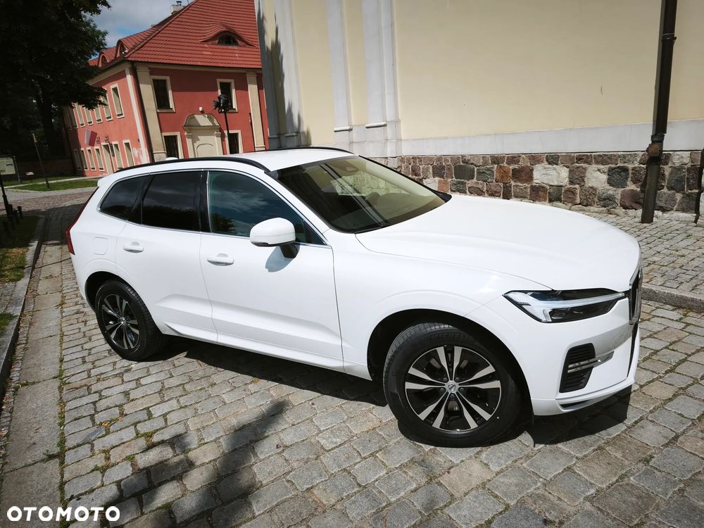 Volvo XC 60 B4 B Momentum Pro - 29