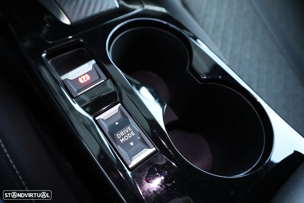 Peugeot 2008 PureTech 130 EAT8 Allure - 15