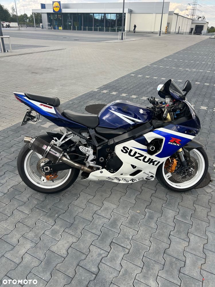 Suzuki GSX-R - 24
