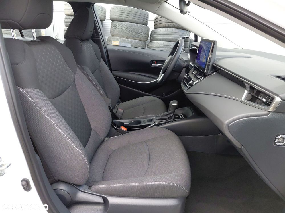 Toyota Corolla 1.8 Hybrid Comfort - 9