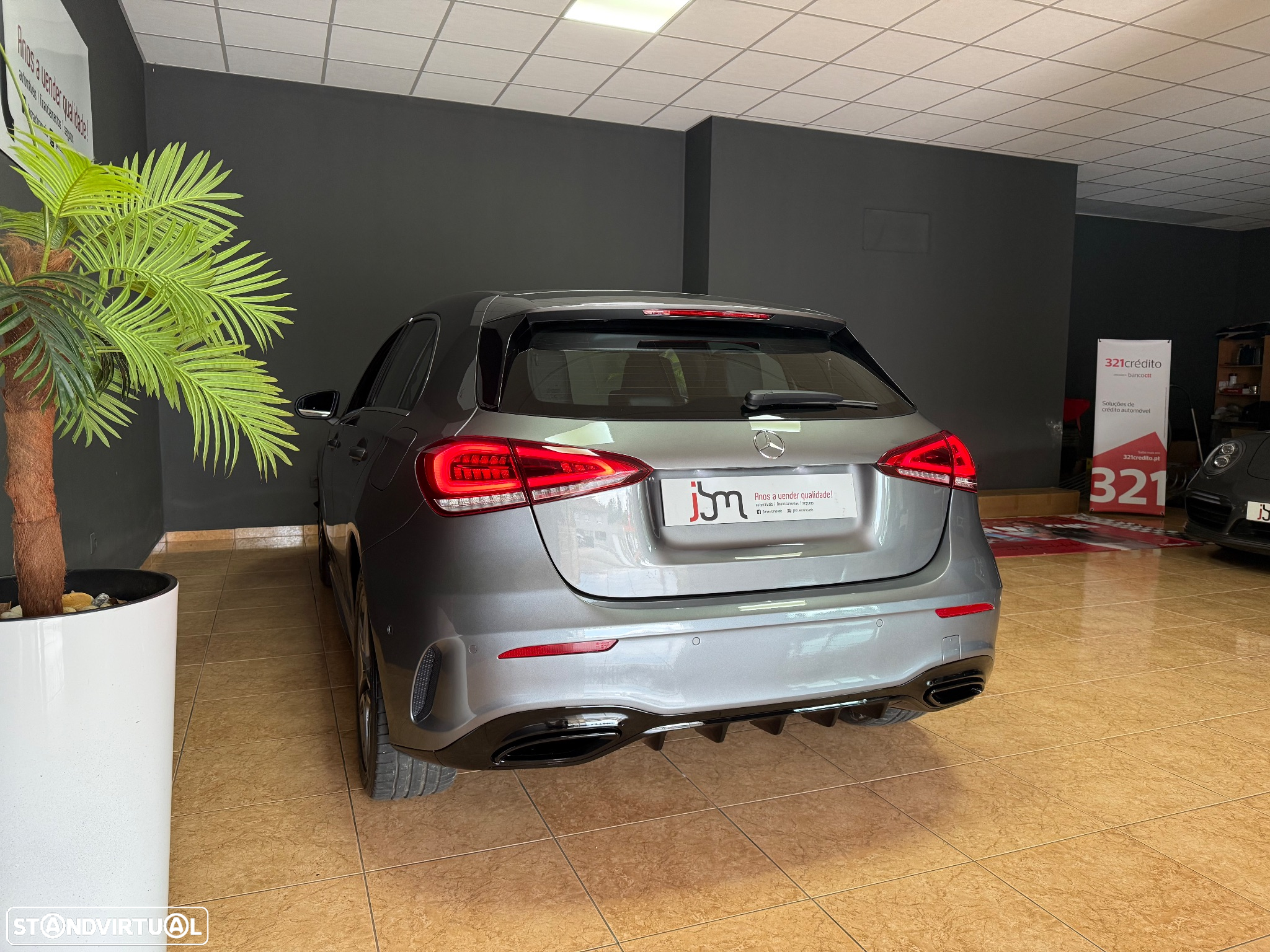 Mercedes-Benz A 250 e AMG Line - 6
