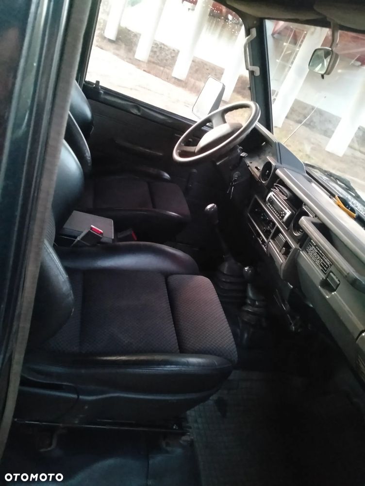 Toyota Land Cruiser - 11