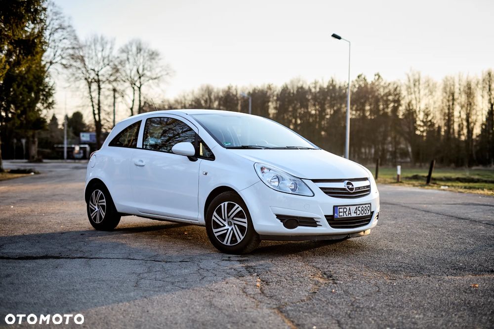 Opel Corsa 1.2 16V - 1