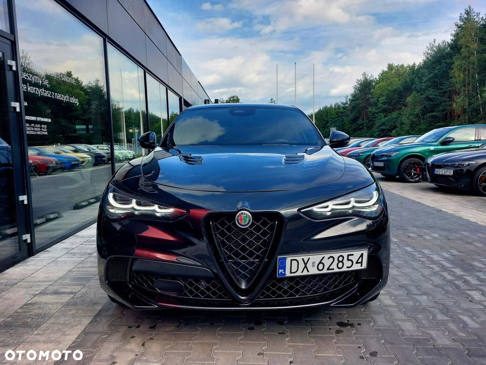 Alfa Romeo Stelvio 2.9 Bi Turbo V6 Quadrifoglio Q4 - 4