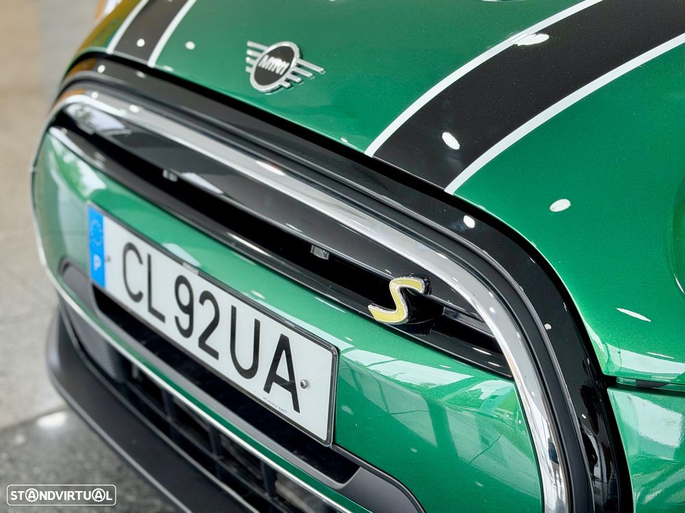 MINI 3 Portas Cooper SE Essential - 7