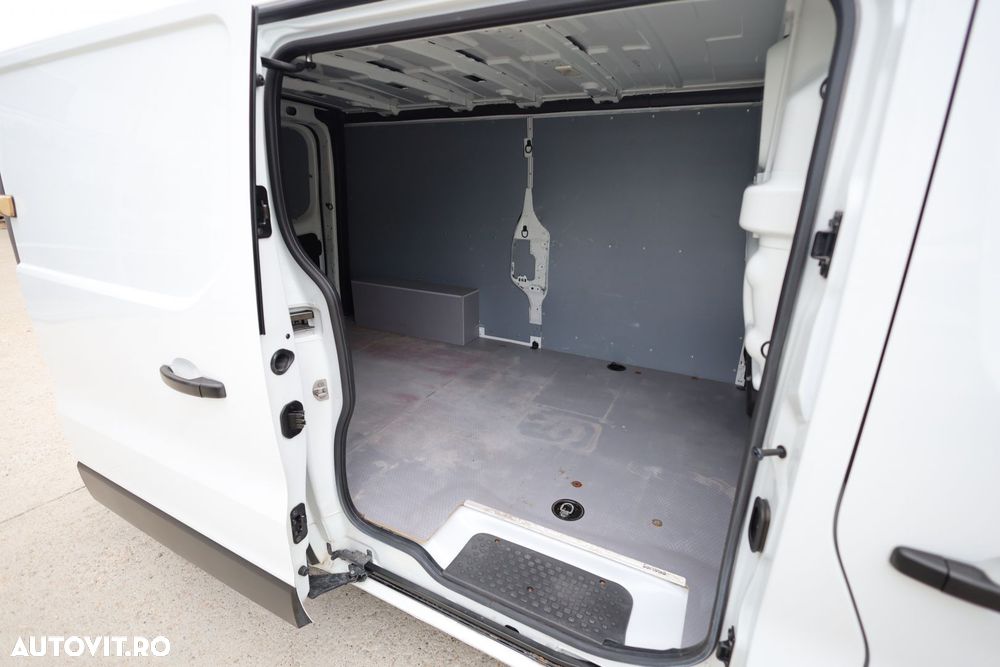 Renault Trafic L2H1 - 11