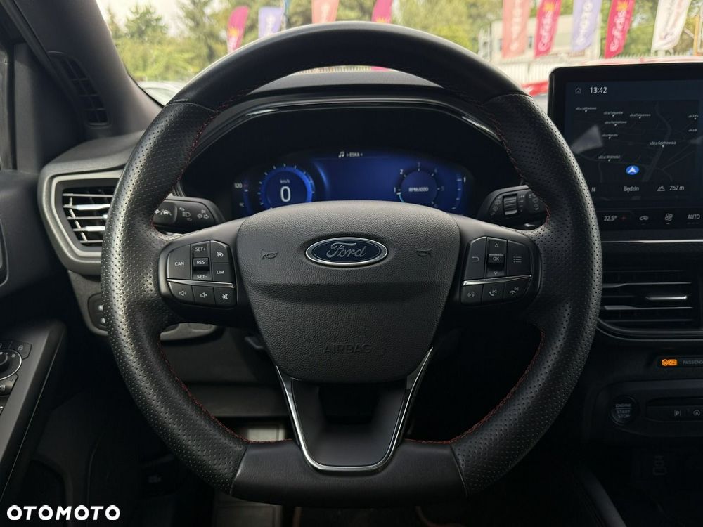 Ford Focus 1.5 EcoBlue STart-Stopp-System ST-LINE X - 17