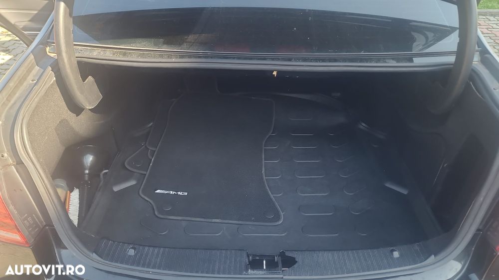 Mercedes-Benz E 200 BlueTEC 7G-TRONIC Avantgarde - 11