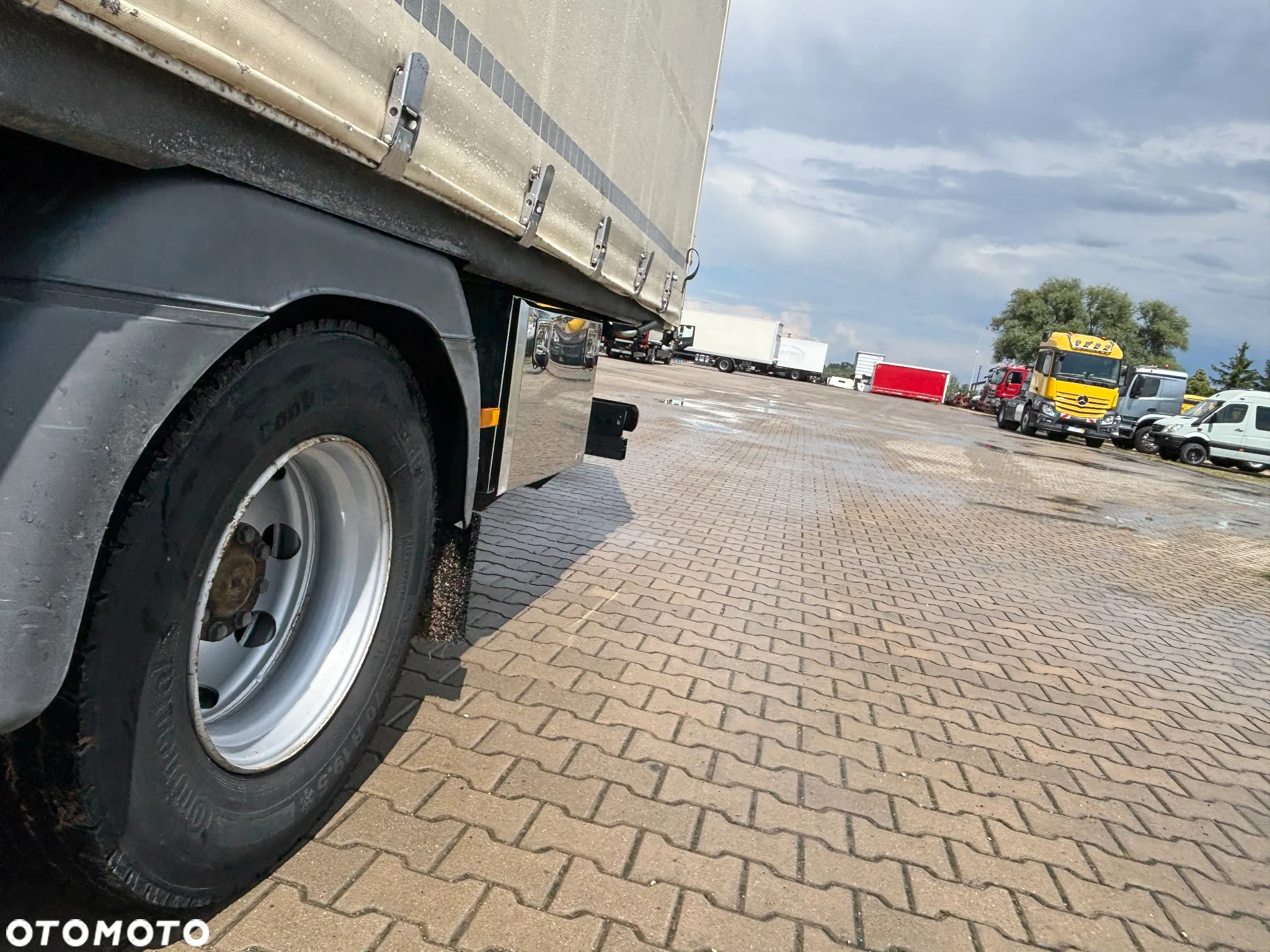 Mercedes-Benz ATEGO 1530 15 T DMC , firanka , możliwość windy, z Niemiec, klimatyzacja - 13