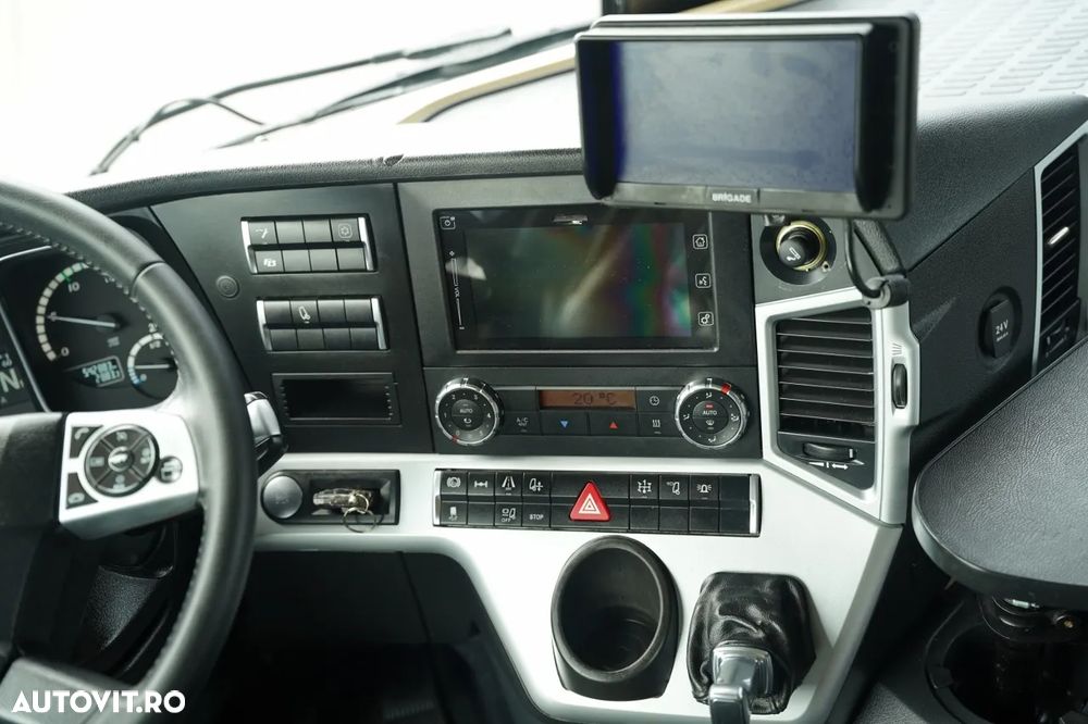 Mercedes-Benz ACTROS 18 53 / SPAȚIU MARE / RETARDER / ECHIPAMENT PUTERNIC / SISTEM HIDRAULIC - 29