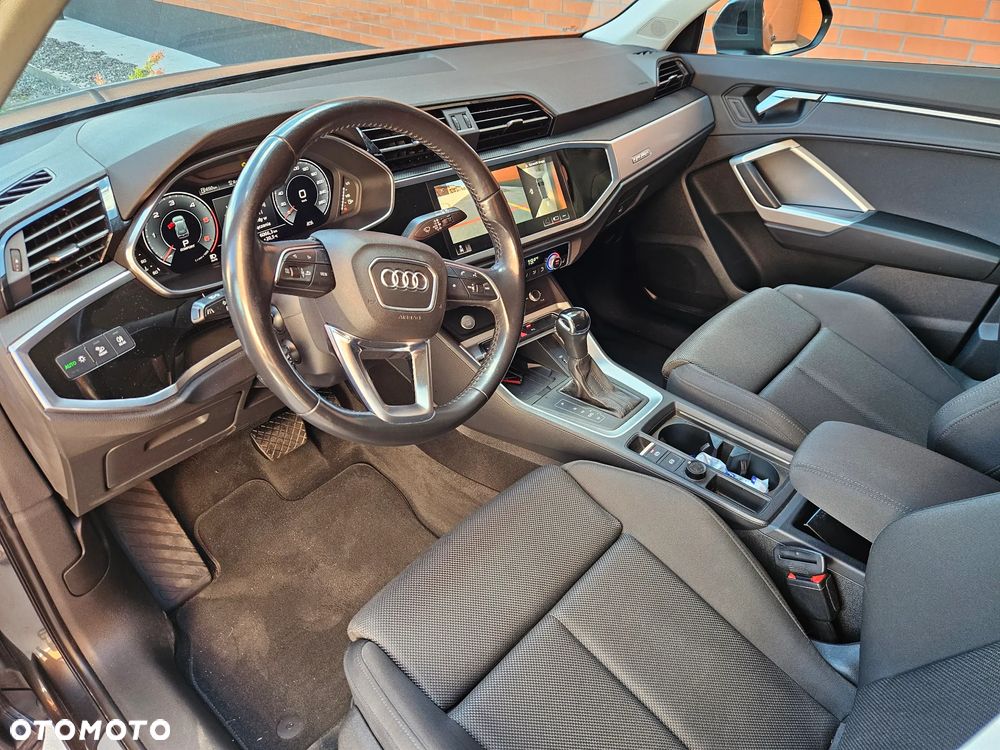 Audi Q3 40 TDI Quattro S Line S tronic - 2