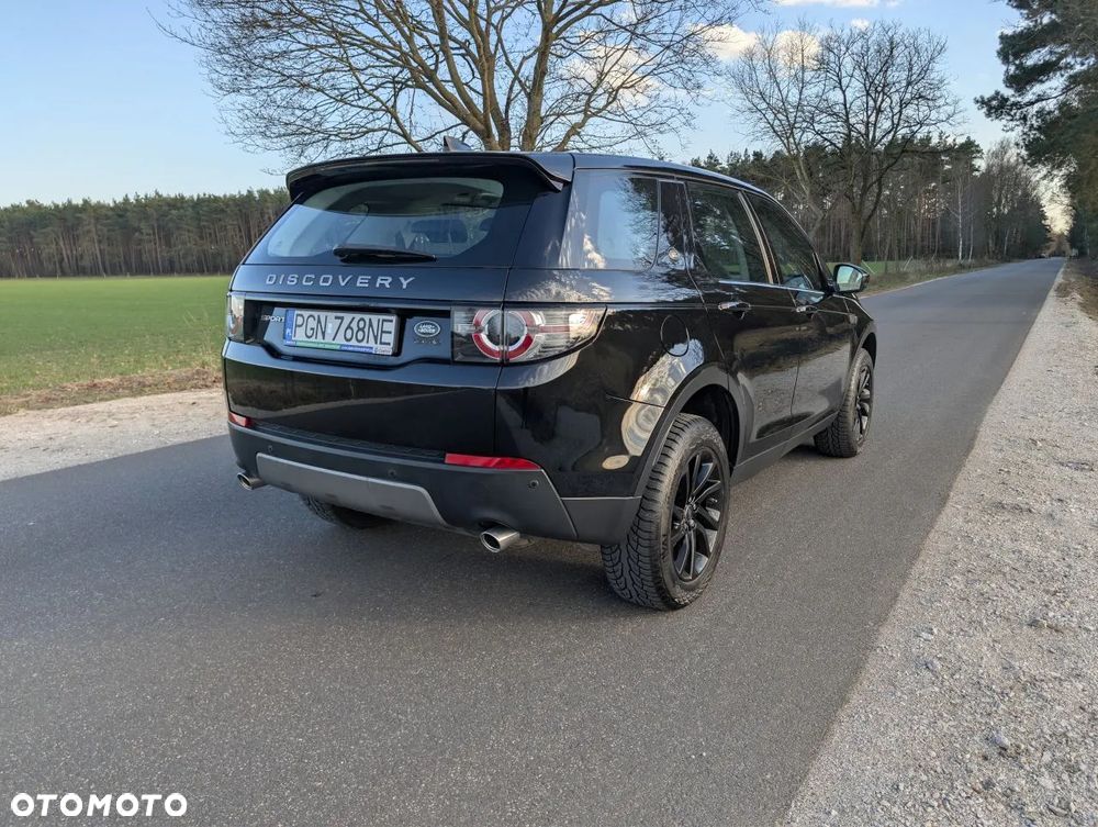 Land Rover Discovery Sport D150 R-Dynamic SE - 10