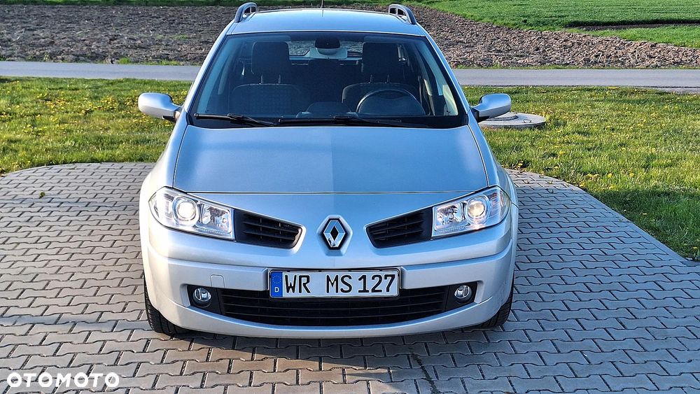 Renault Megane 1.6 16V 100 Authentique - 11