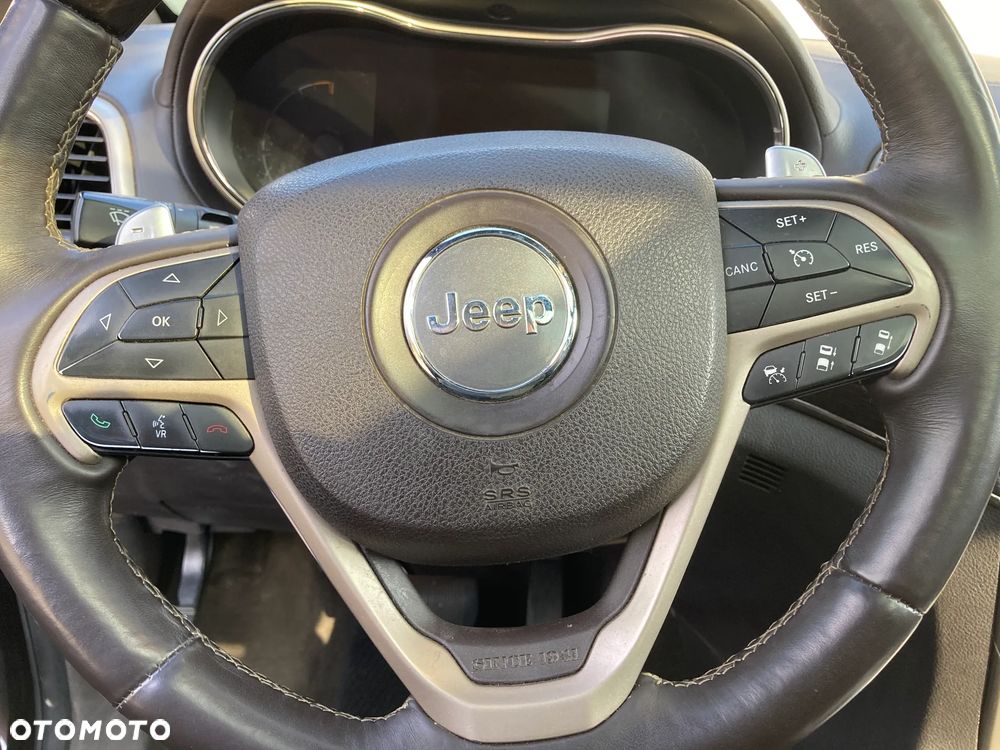 Jeep Grand Cherokee 3.0 CRD Overland Summit - 12