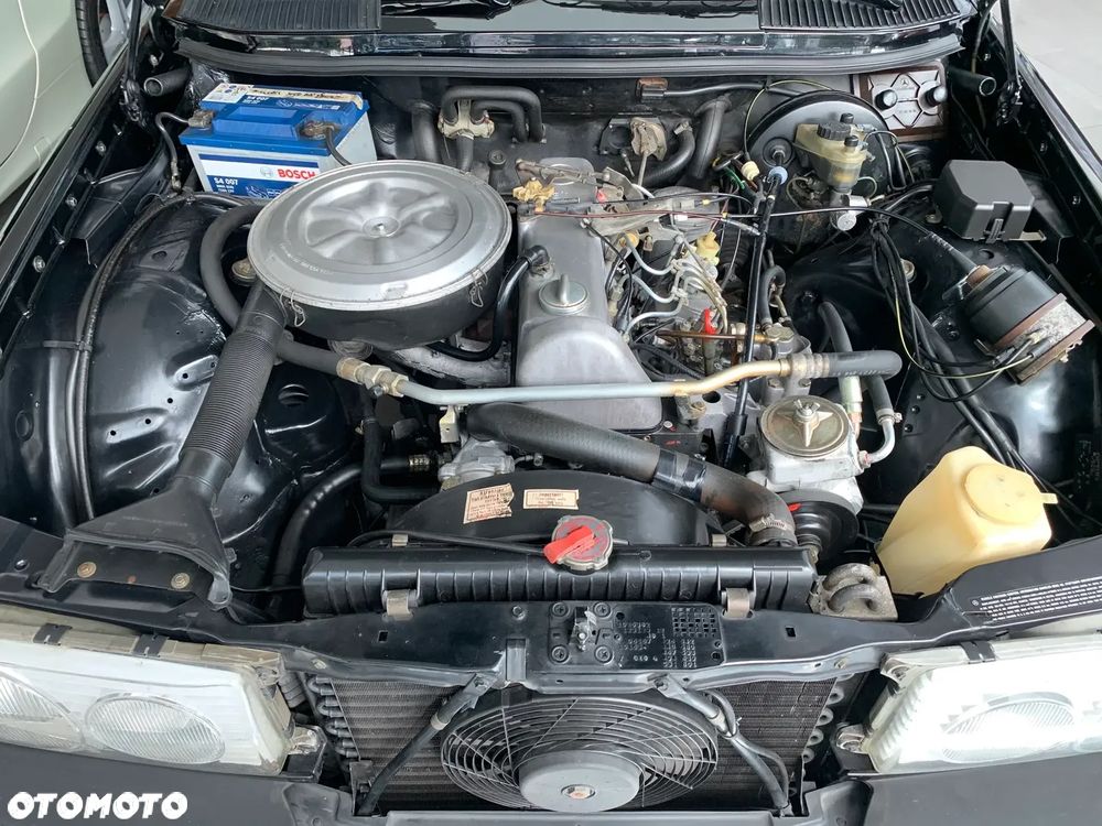 Mercedes-Benz W123 - 16