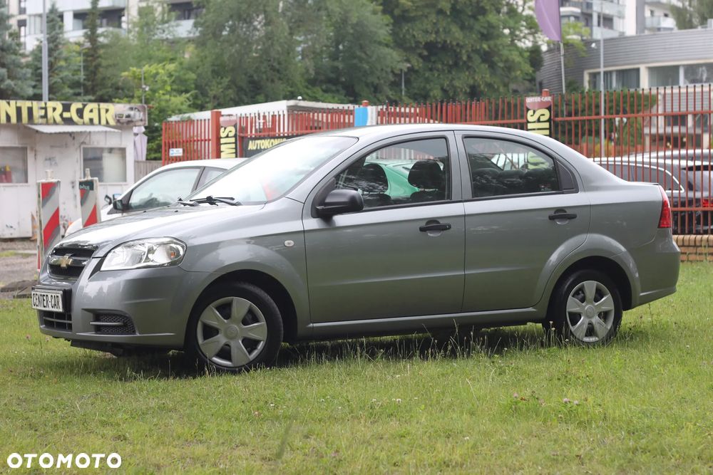Chevrolet Aveo - 2