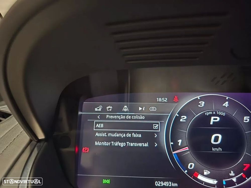 Jaguar F-Type 2.0 i4 R-Dynamic - 36