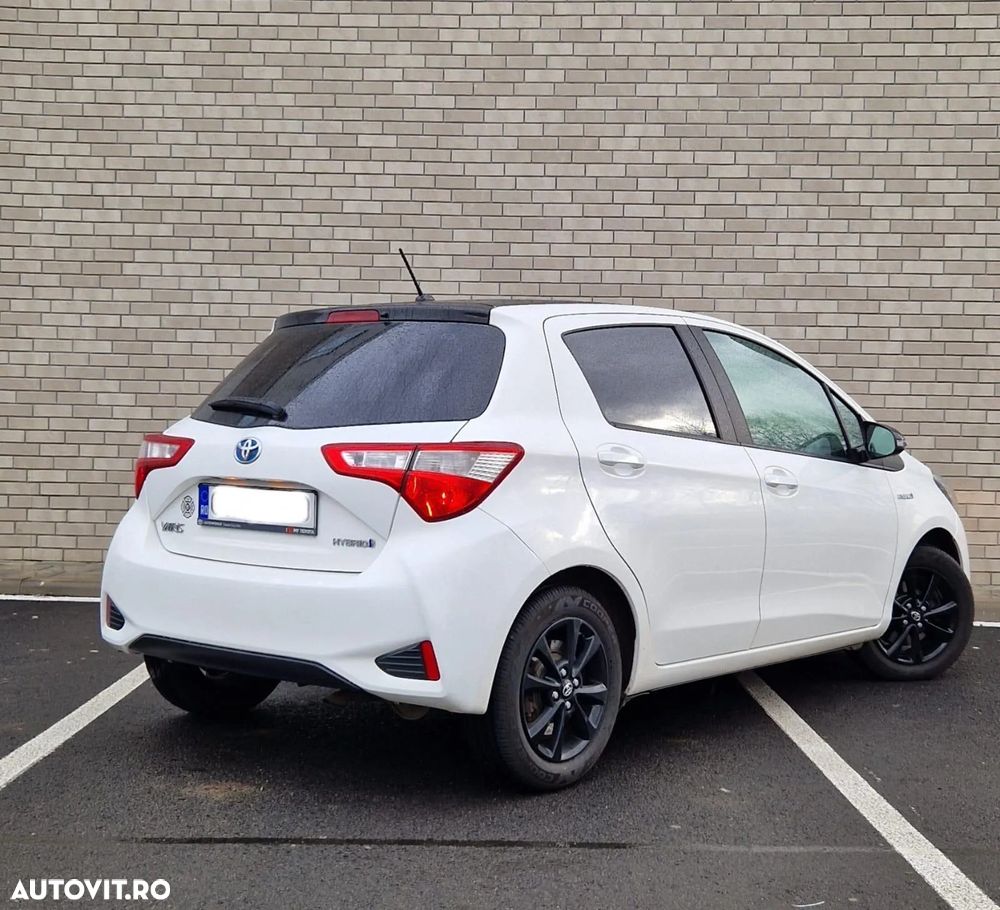 Toyota Yaris - 5