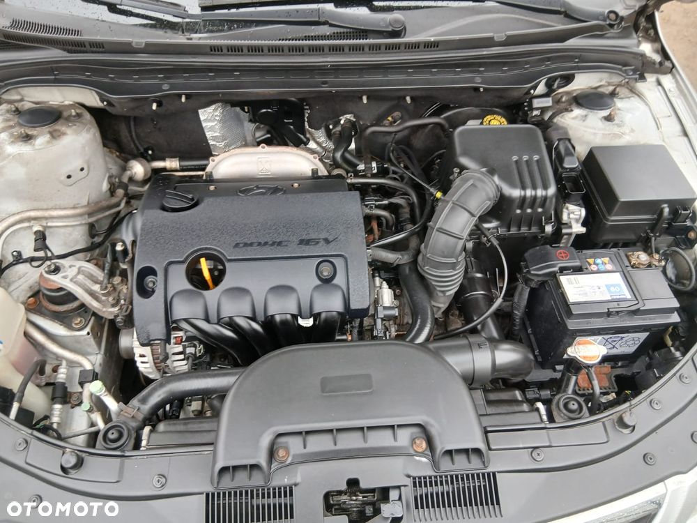 Hyundai i30 1.6 Comfort - 7