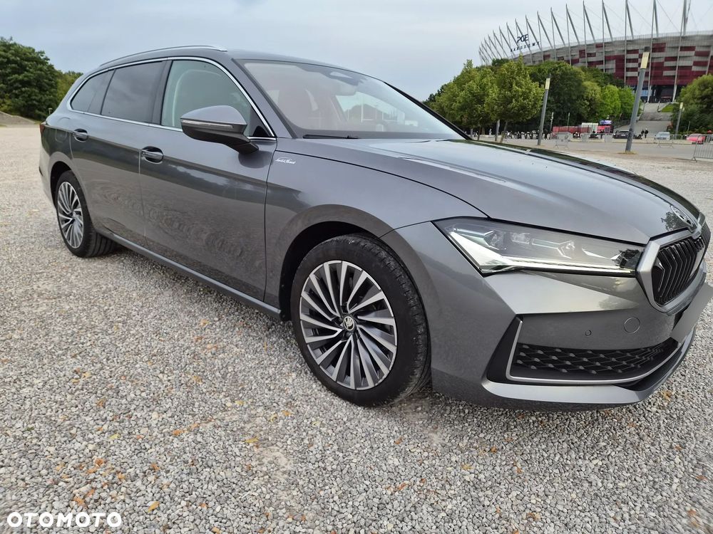 Skoda Superb 2.0 TDI SCR 4x4 L&K DSG - 3