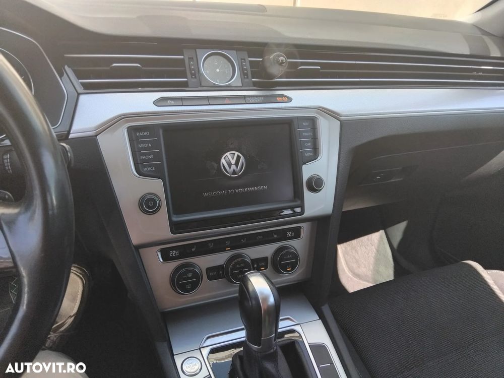 Volkswagen Passat Variant 2.0 TDI DSG (BlueMotion Technology) Comfortline - 9
