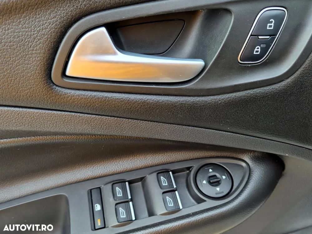 Ford Kuga 2.0 TDCi 4WD Powershift Trend - 22